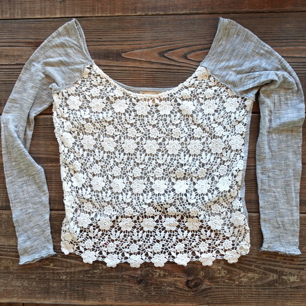 Vintage Free People Lace Top M Gray Ivory Crochet Cropped Tee Boho Romantic